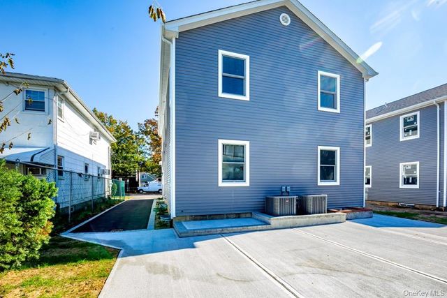 201 Nassau Boulevard A, Garden City South, NY 11530