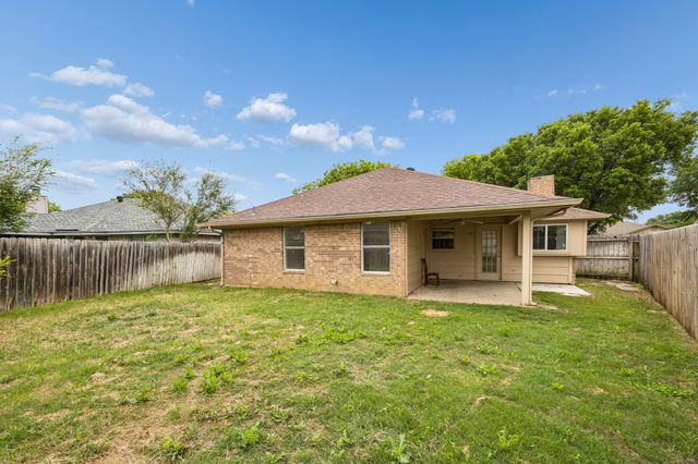 709 Stonebrooke Drive, Burleson, TX 76028