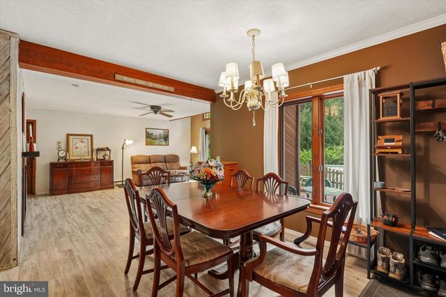 79 E HIGHLAND RD, Parkesburg, PA 19365