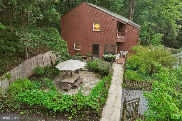 79 E HIGHLAND RD, Parkesburg, PA 19365
