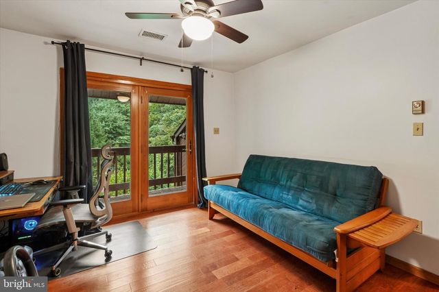 79 E HIGHLAND RD, Parkesburg, PA 19365