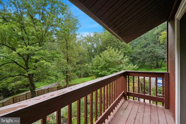 79 E HIGHLAND RD, Parkesburg, PA 19365