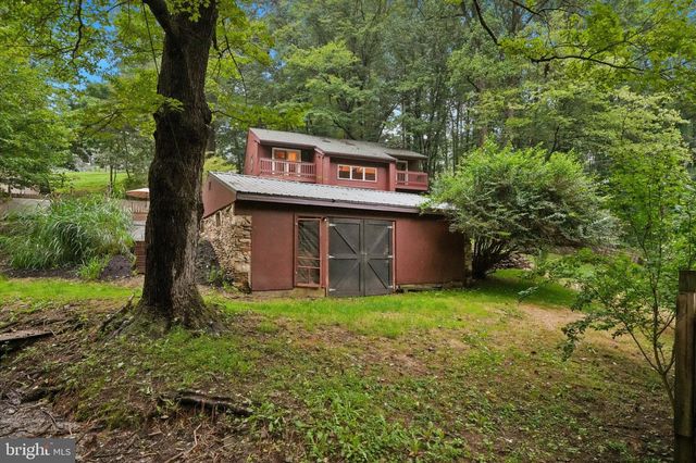 79 E HIGHLAND RD, Parkesburg, PA 19365