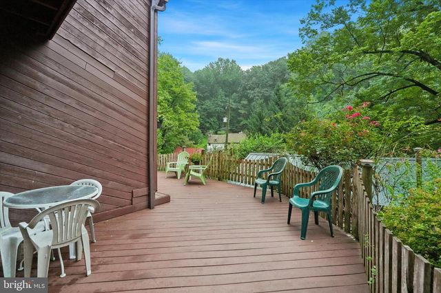 79 E HIGHLAND RD, Parkesburg, PA 19365