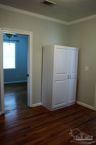 5037 Canal St, Milton, FL 32570