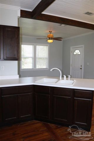 5037 Canal St, Milton, FL 32570