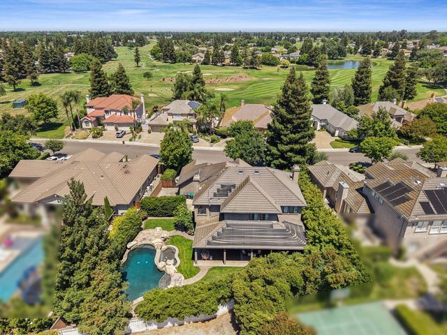 5554 Saint Andrews Dr, Stockton, CA 95219
