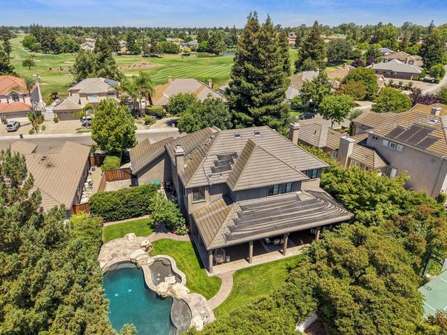 5554 Saint Andrews Dr, Stockton, CA 95219