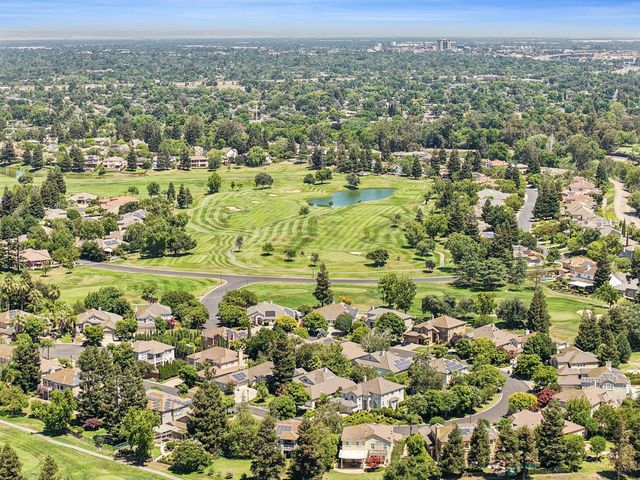 5554 Saint Andrews Dr, Stockton, CA 95219