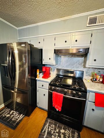 2702 Carr Circle, Newport, AR 72112