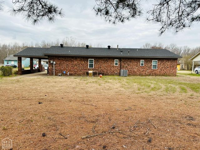 2702 Carr Circle, Newport, AR 72112