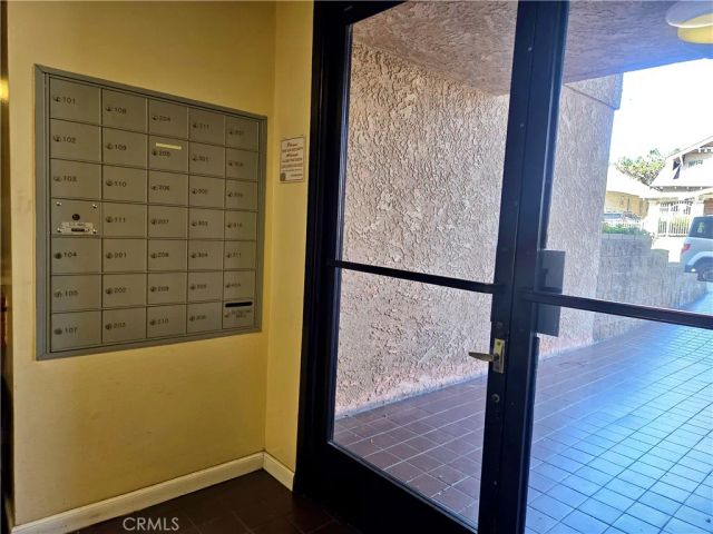 200 S Reno 102, Los Angeles, CA 90057