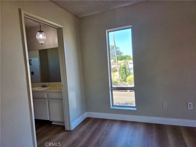 200 S Reno 102, Los Angeles, CA 90057
