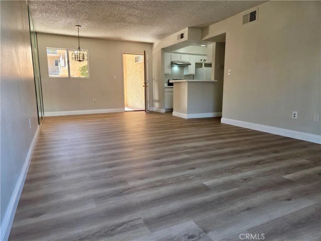 200 S Reno 102, Los Angeles, CA 90057