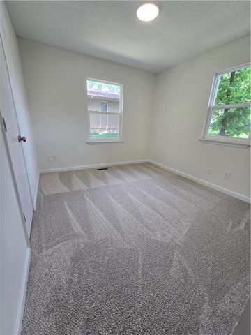 2028 NW 49th Terrace, Northmoor, MO 64151