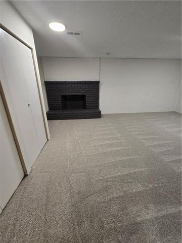 2028 NW 49th Terrace, Northmoor, MO 64151