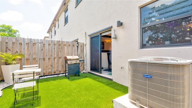 953 NE 211th Street, Miami, FL 33179