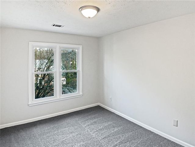 2454 Jacks View Court, Snellville, GA 30078