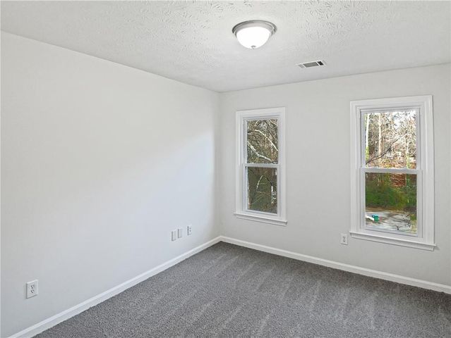 2454 Jacks View Court, Snellville, GA 30078