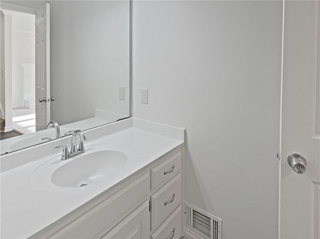 2454 Jacks View Court, Snellville, GA 30078