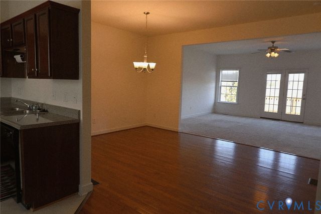 3909 Schooner Ln, Hopewell, VA 23860