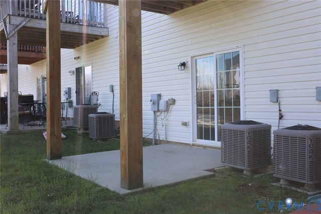 3909 Schooner Ln, Hopewell, VA 23860