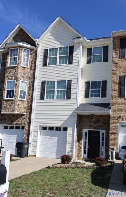 3909 Schooner Ln, Hopewell, VA 23860