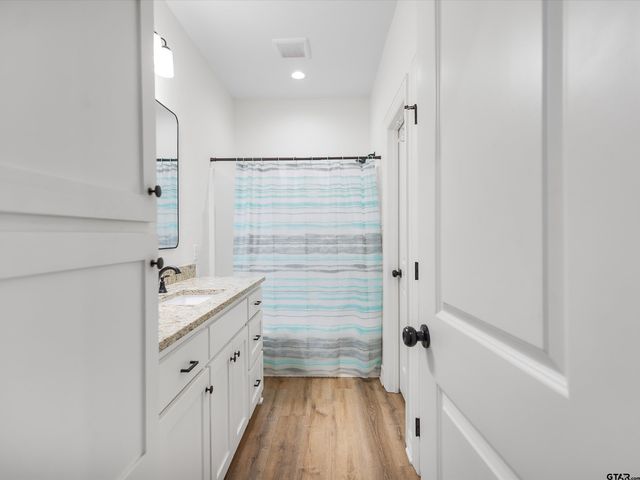 237 Oak Valley, Gilmer, TX 75645