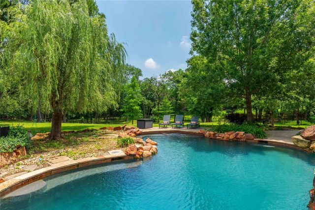 297 Ridgemont Drive, Heath, TX 75126