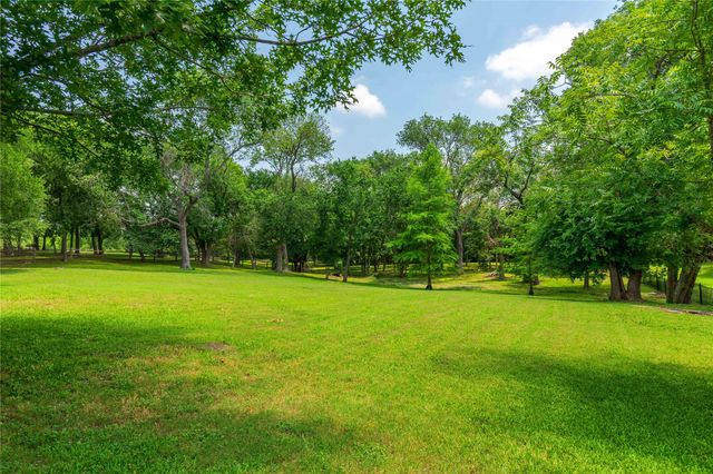 297 Ridgemont Drive, Heath, TX 75126