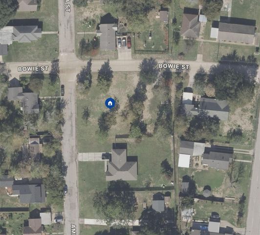 815 Bowie Street, Baytown, TX 77520