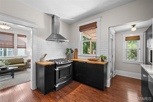 7238 High Street, Maplewood, MO 63143