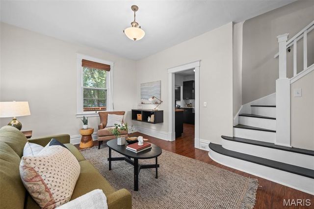 7238 High Street, Maplewood, MO 63143