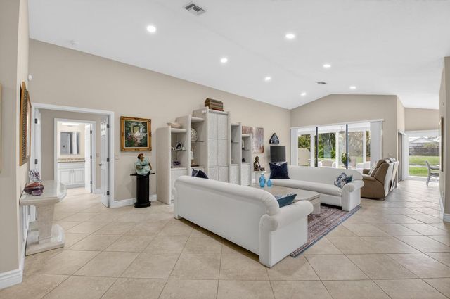 11253 Clover Leaf Circle, Boca Raton, FL 33428