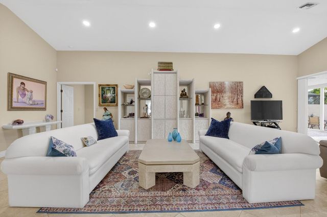 11253 Clover Leaf Circle, Boca Raton, FL 33428