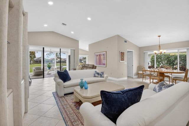 11253 Clover Leaf Circle, Boca Raton, FL 33428