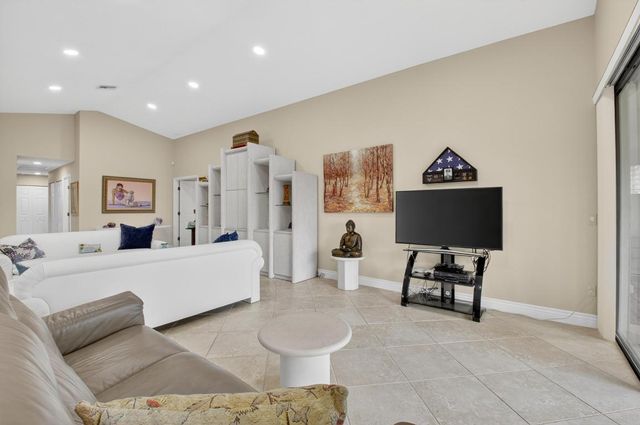 11253 Clover Leaf Circle, Boca Raton, FL 33428