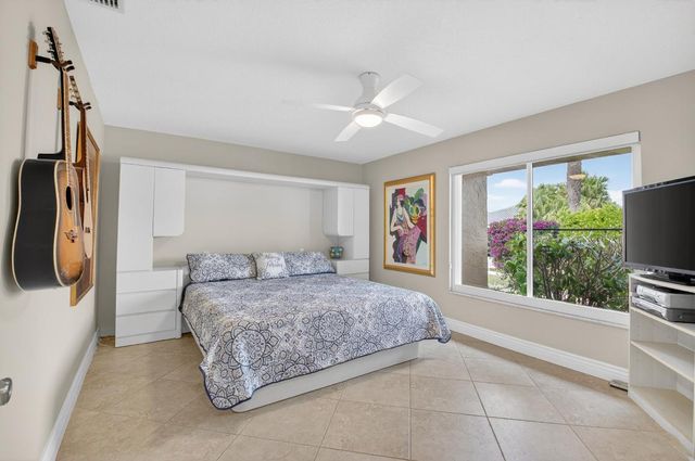 11253 Clover Leaf Circle, Boca Raton, FL 33428