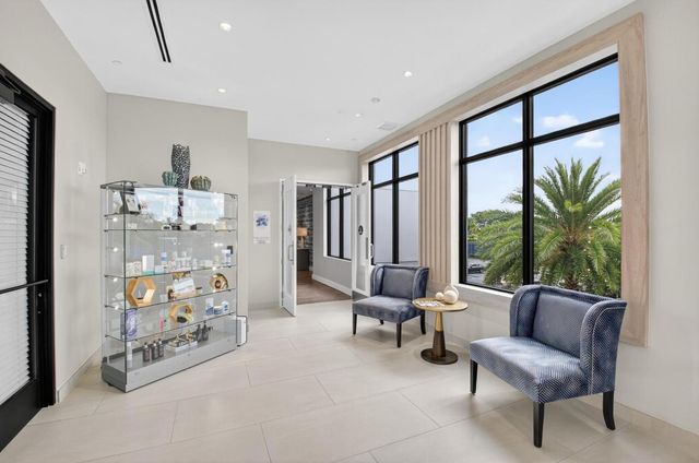 11253 Clover Leaf Circle, Boca Raton, FL 33428