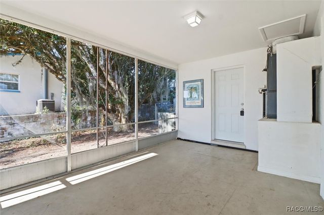 6 N Osceola Street, Beverly Hills, FL 34465