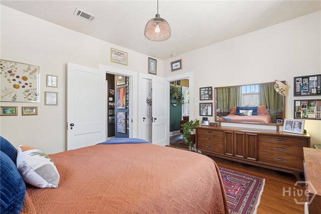 801 E 37th Street, Savannah, GA 31401