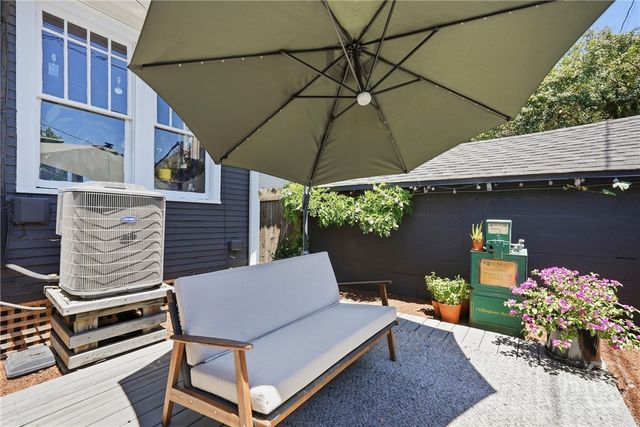 801 E 37th Street, Savannah, GA 31401