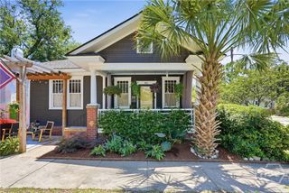 801 E 37th Street, Savannah, GA 31401
