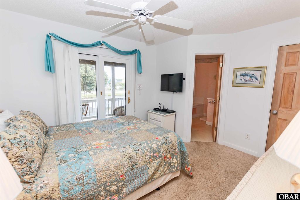 Image 20 of property listing at 1121 Gray Court Lot 1, Corolla, NC 27927