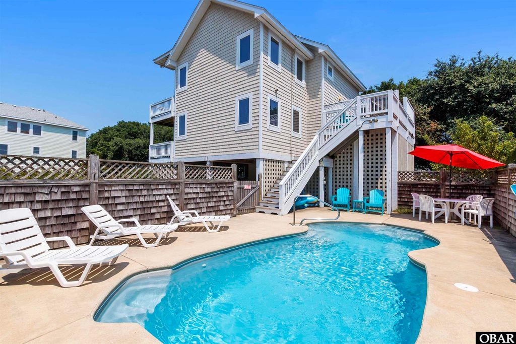 Image 3 of property listing at 1121 Gray Court Lot 1, Corolla, NC 27927