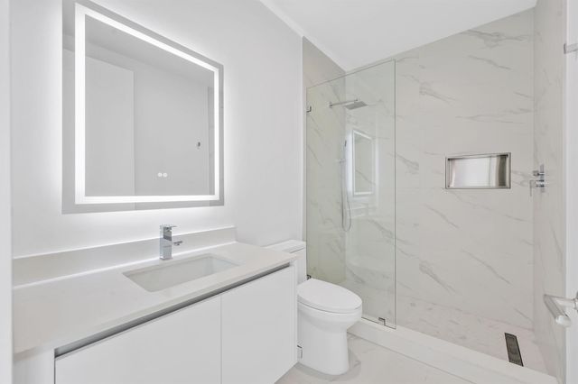 220 Lake Shore Drive 1823, Lake Park, FL 33403
