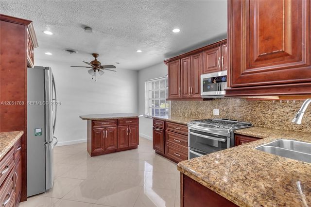 9710 SW 159th St, Miami, FL 33157