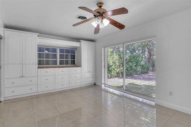 9710 SW 159th St, Miami, FL 33157