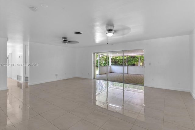 9710 SW 159th St, Miami, FL 33157
