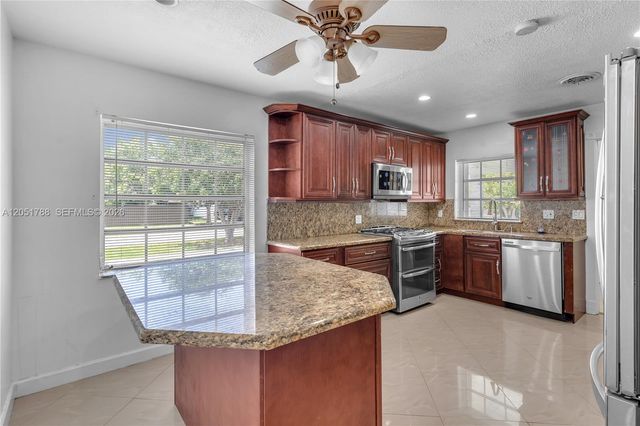 9710 SW 159th St, Miami, FL 33157